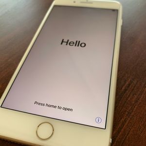 TRADED! Apple iPhone 7 Plus 32 GB - rose gold.